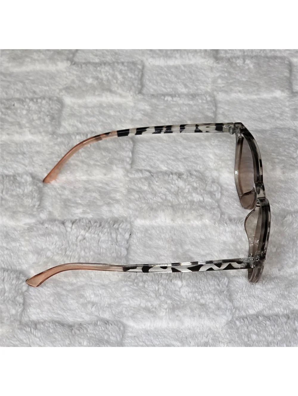 Target Kids Round Sunglasses Tortoishelle Frames + Brown Tinted Lenses BNWOT